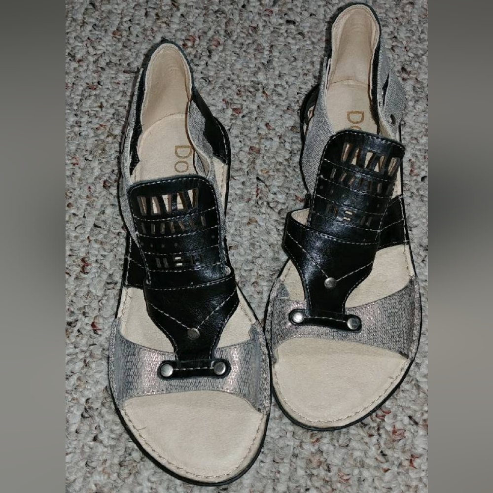 Dorking by Fluchos sandals